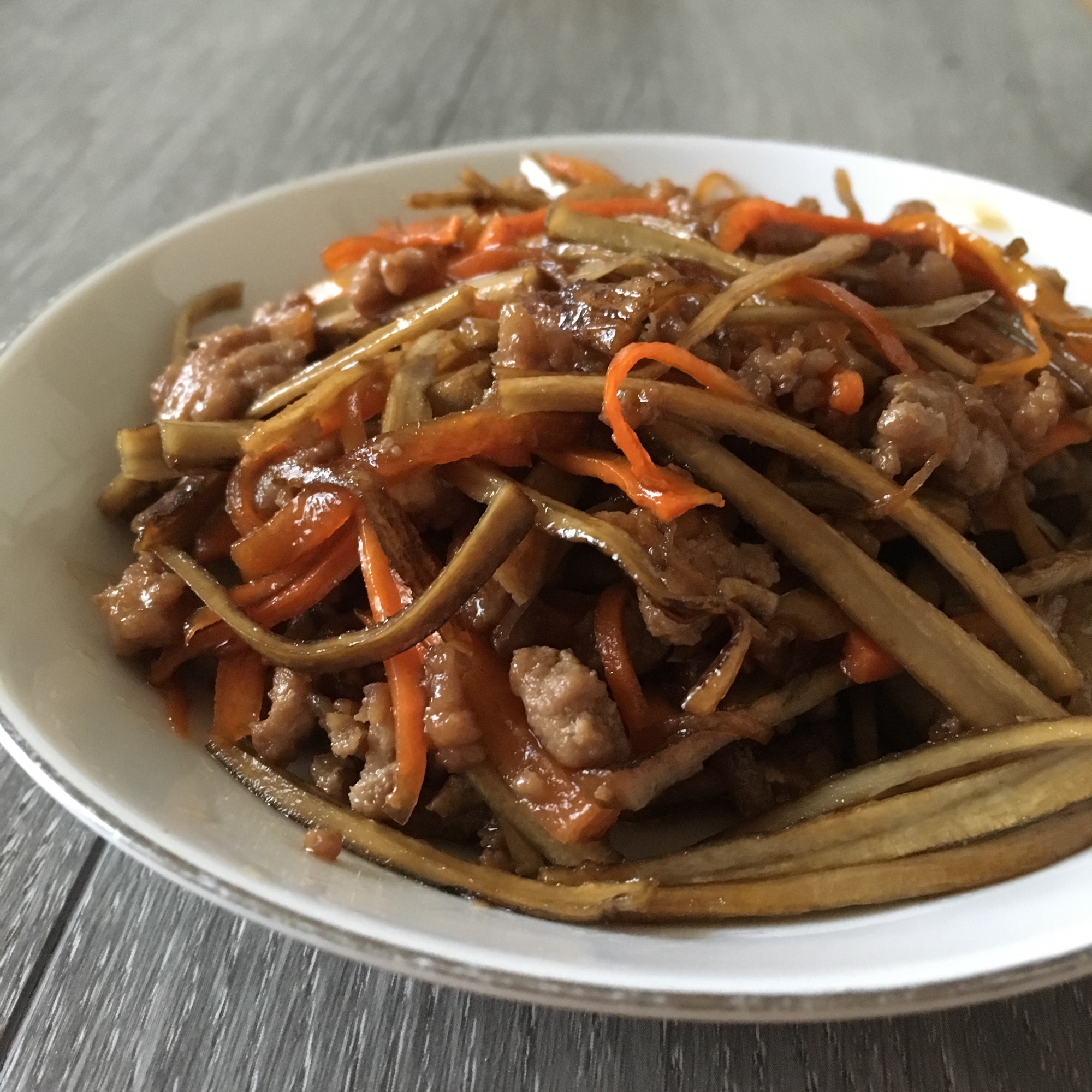 ごぼうとひき肉の時雨炒め♪