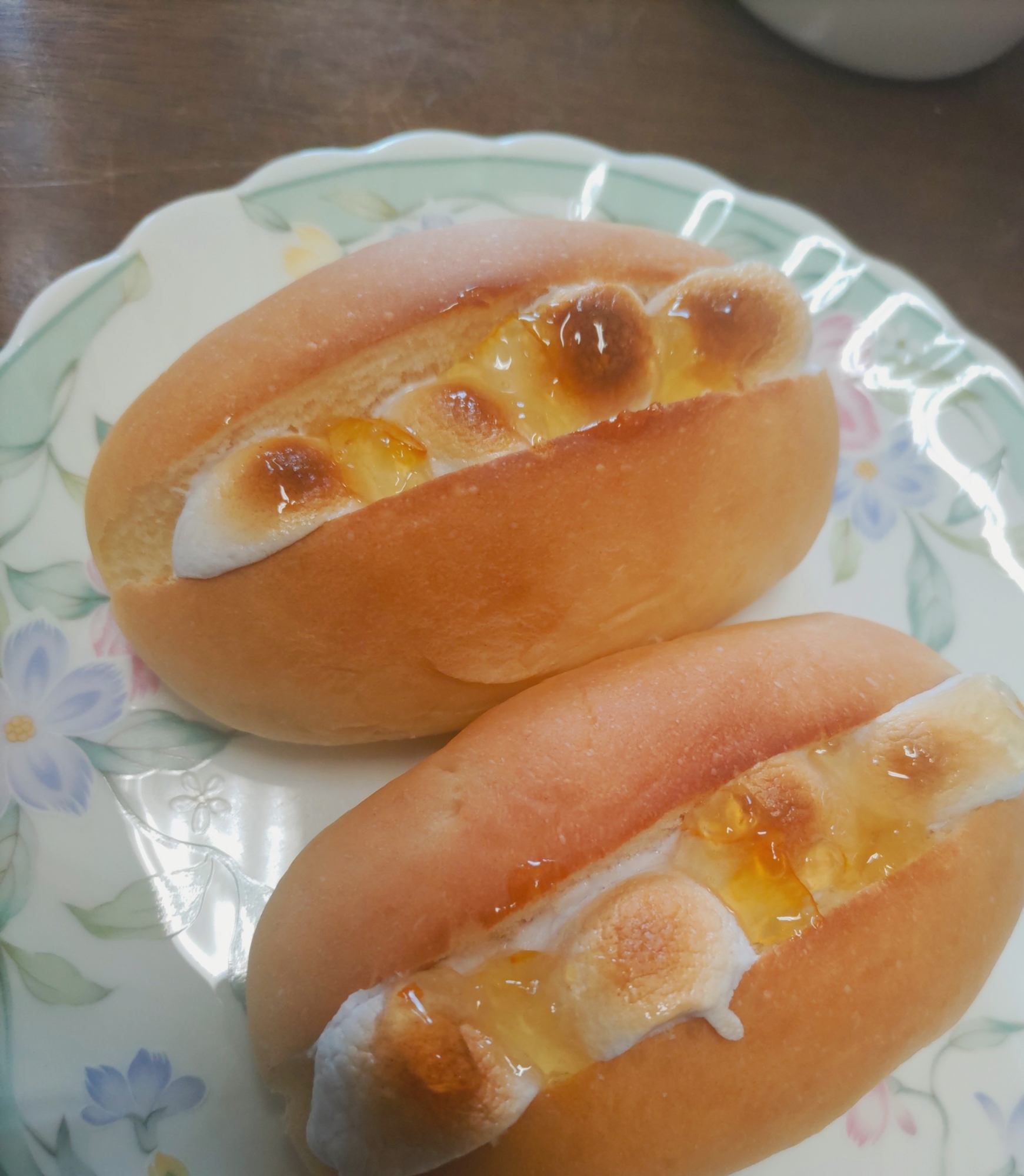 ブルーベリーマシュマロとマーマレード牛乳パンサンド