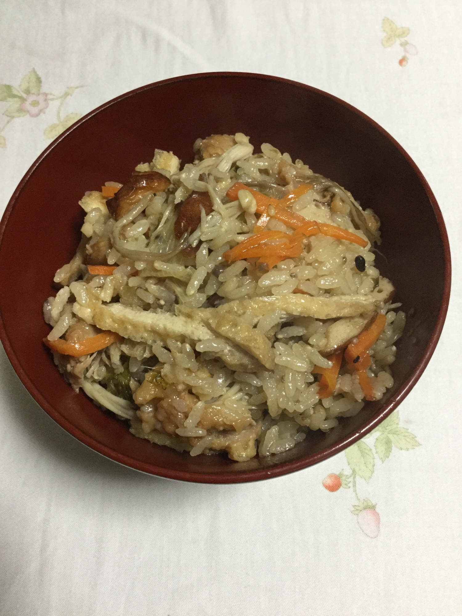 鶏唐揚げで炊き込みご飯 レシピ 作り方 By あーるいーあい0153 楽天レシピ