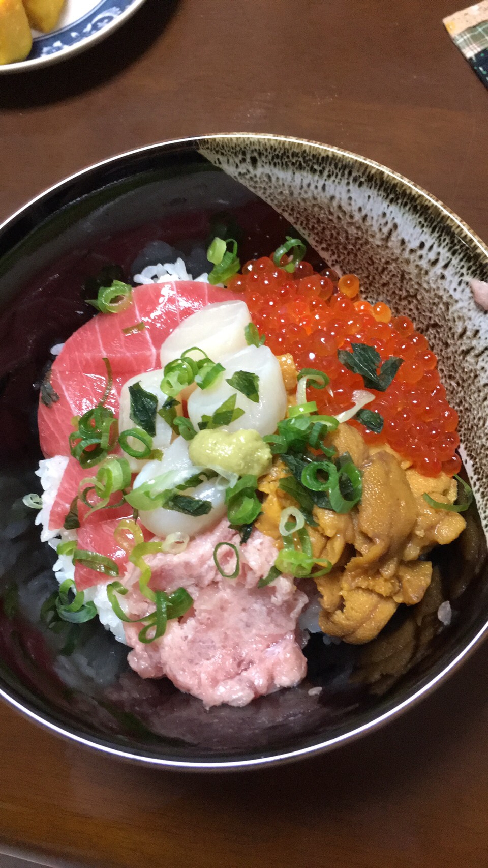 海鮮丼