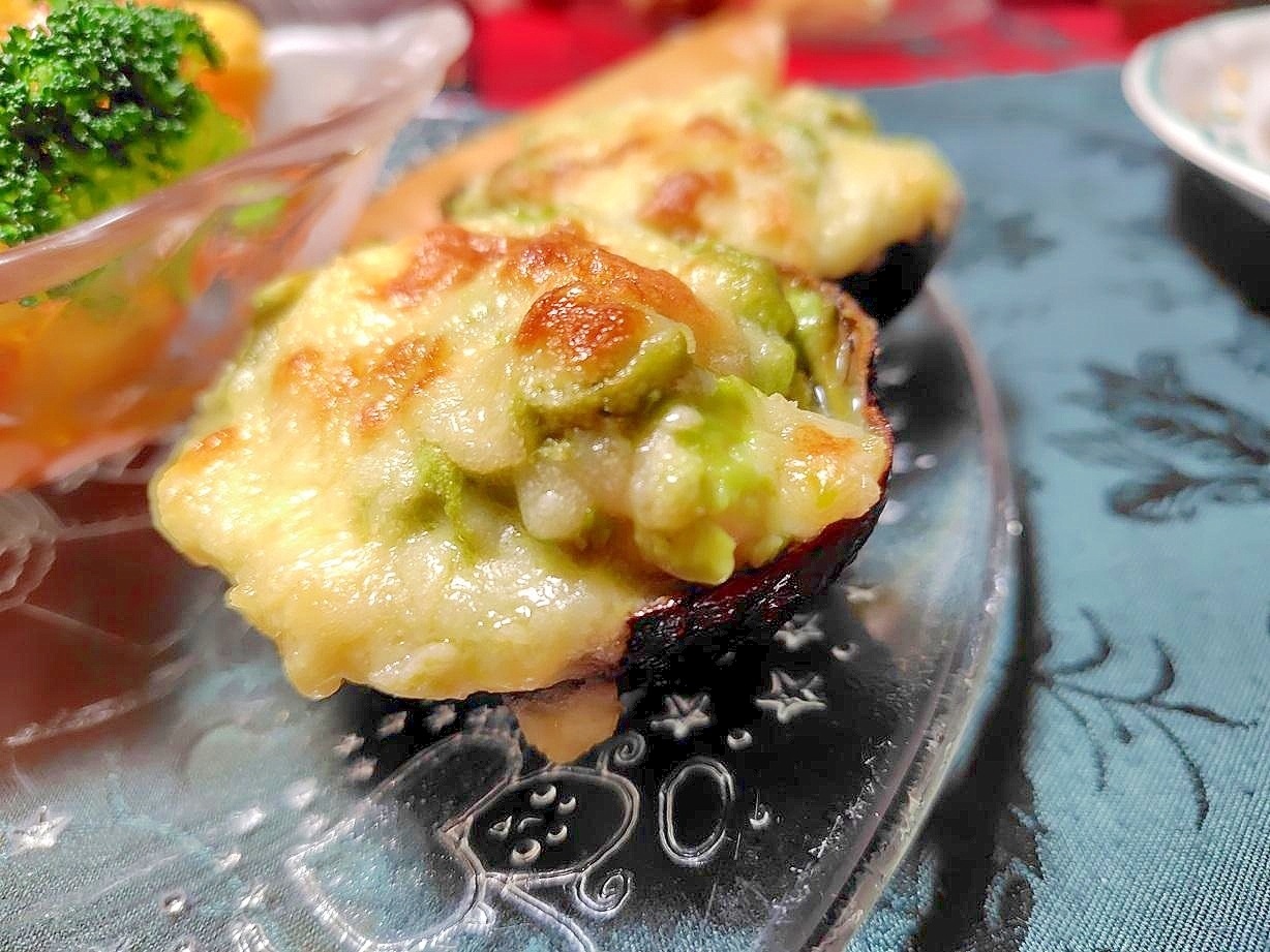 クリスマスに~アボカドえびグラタン