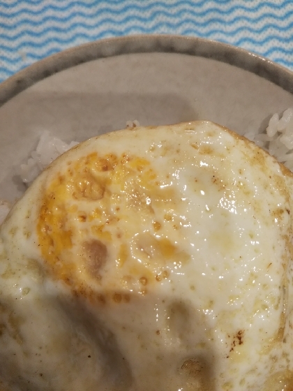 両面目玉焼き丼