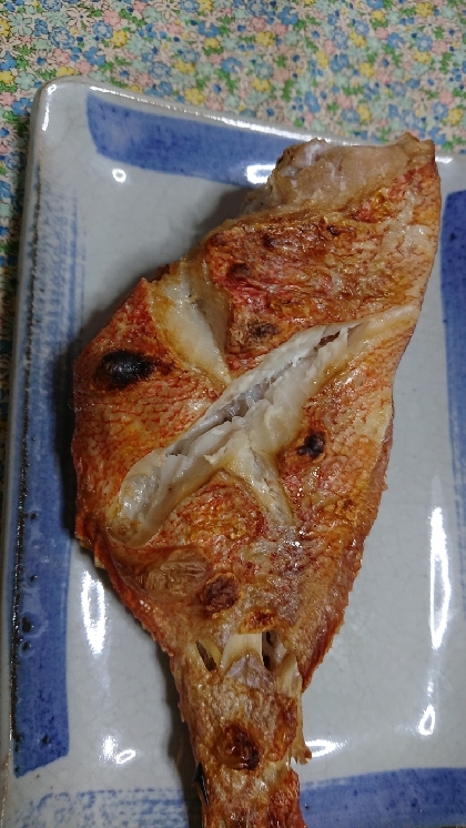 シンプル♪シンプル♪赤魚の塩焼き(o^^o)