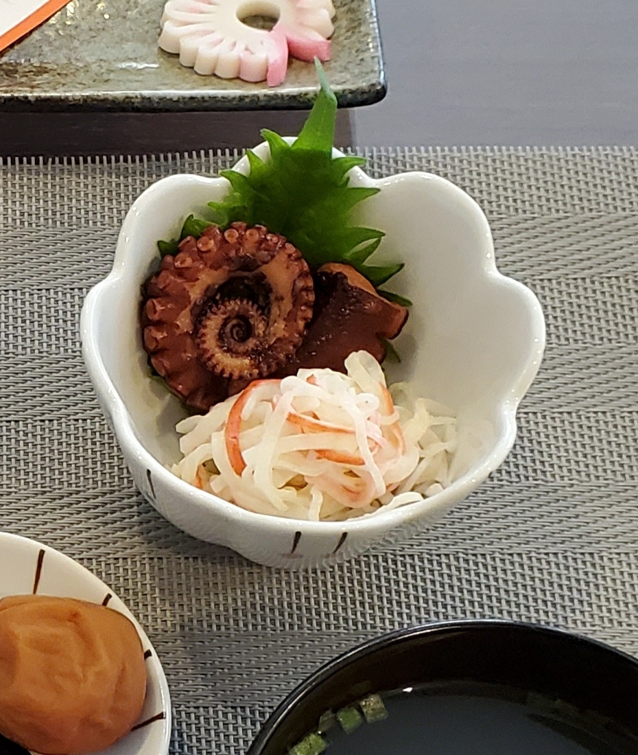 やわらかタコの煮物