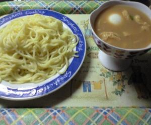 生ラーメンをアレンジ☆つけ麺