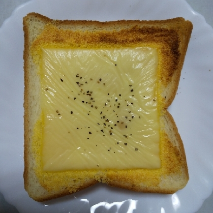 コーンスープチーズトースト