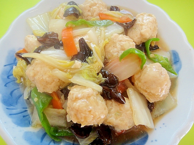 鶏団子と白菜きくらげの中華煮