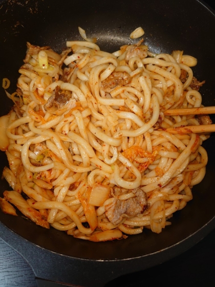 豚キムチ焼きうどん