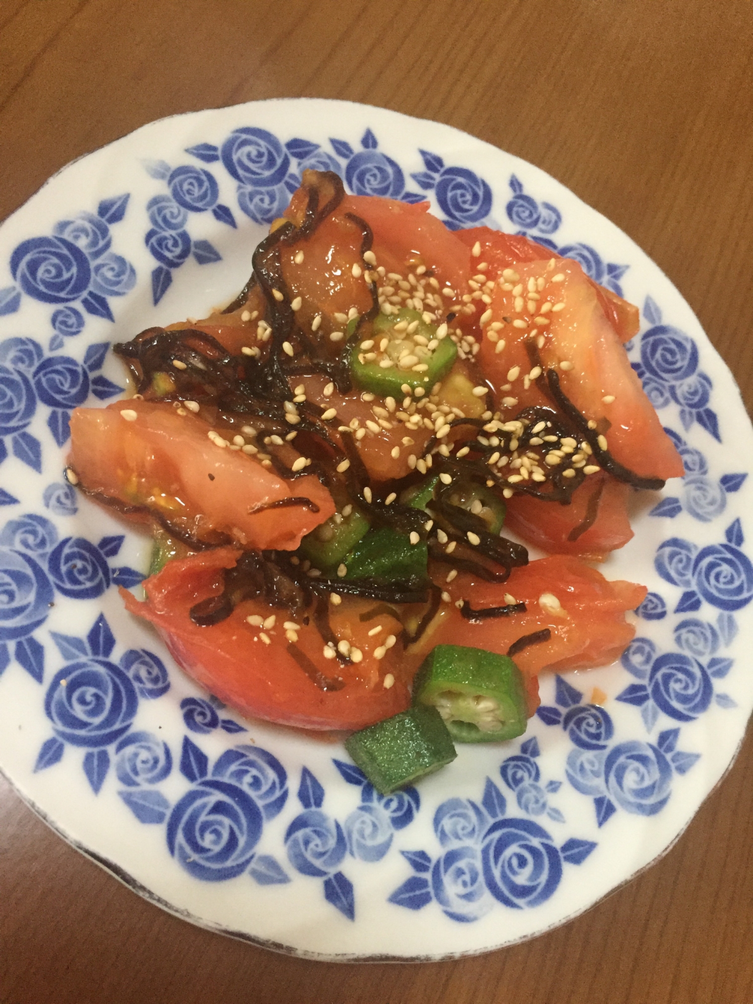 オクラとトマトの炒め物