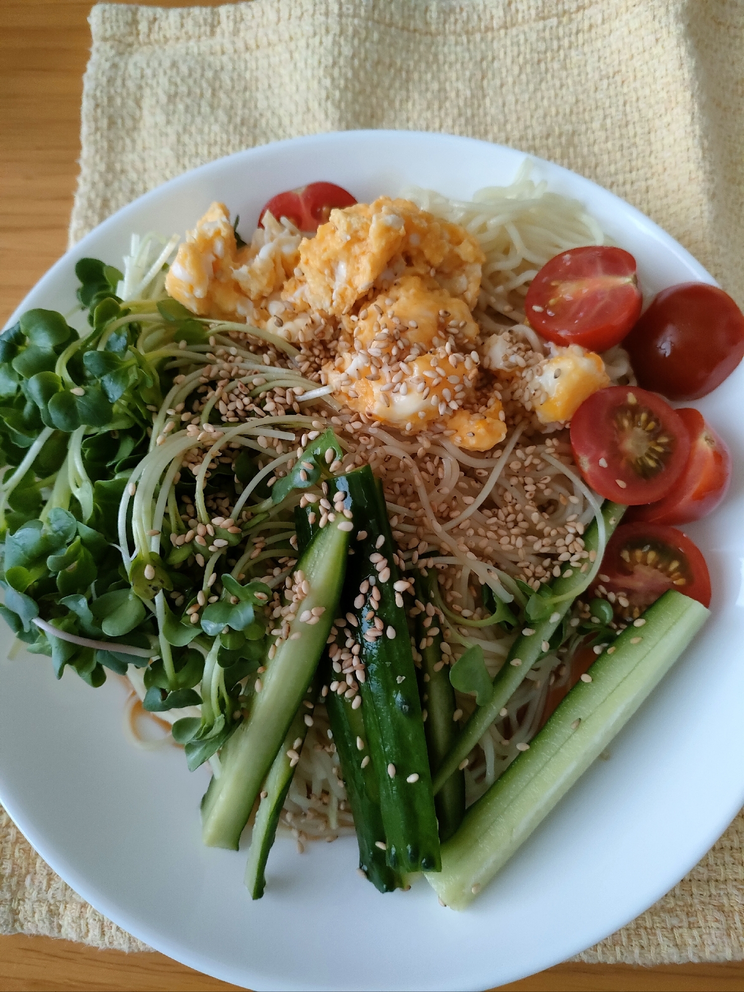 具だくさん冷麺