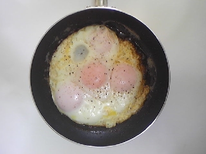 朝食の定番♪目玉焼き