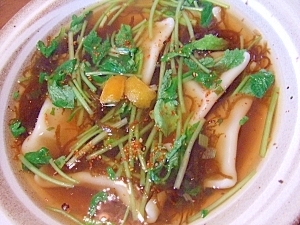 市販品で簡単!もずくスープ餃子☆