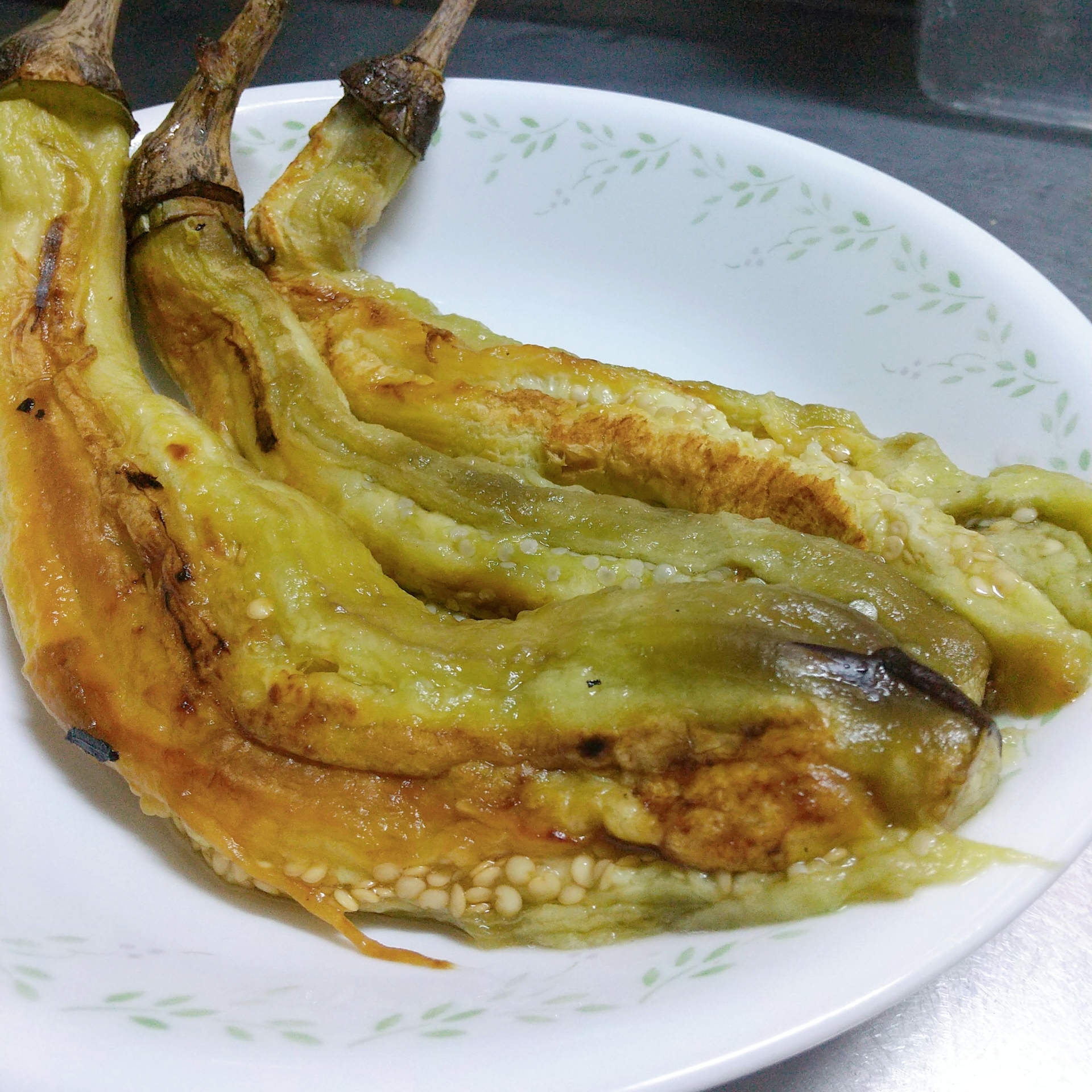 魚焼きグリルで【焼きなす】とろ〜り美味しい♡