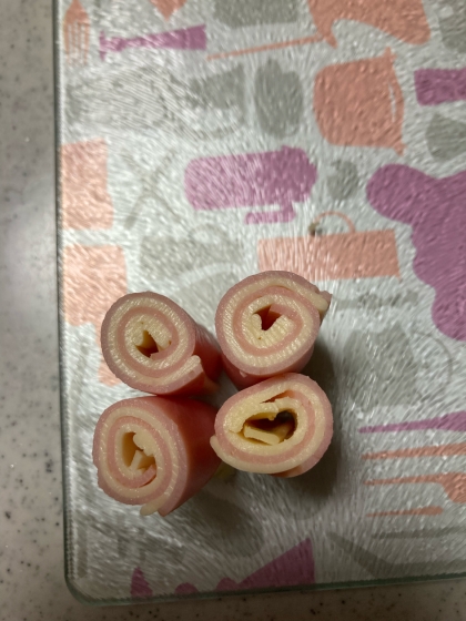 お弁当の隙間おかず♪我が家の“ハム・チーズ巻き”