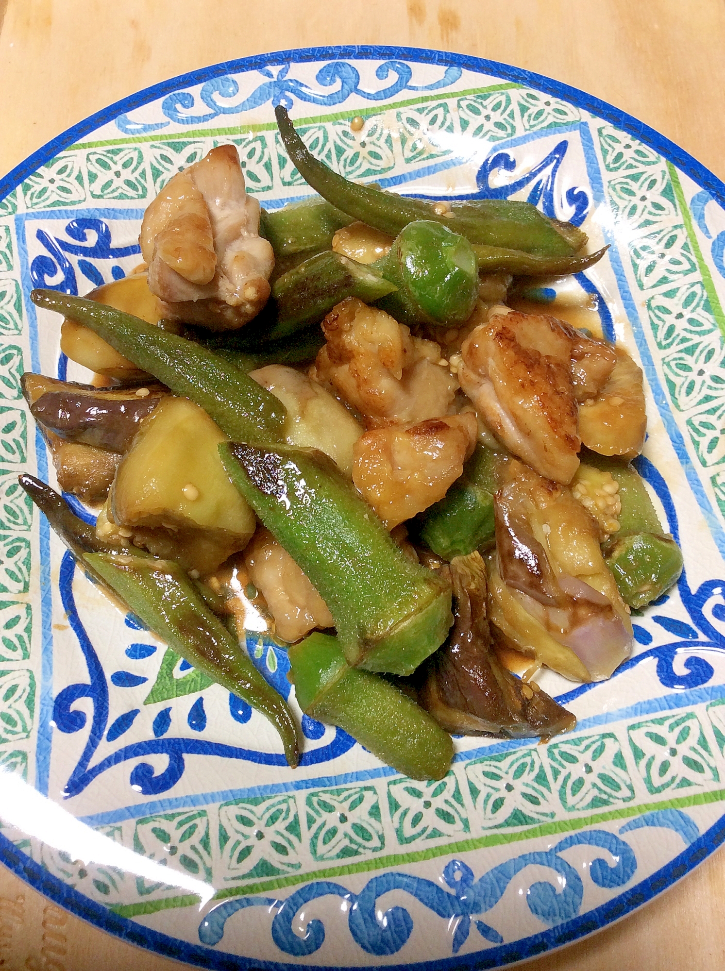 鶏肉と茄子とオクラの甘酢炒め レシピ 作り方 By やなママ 楽天レシピ