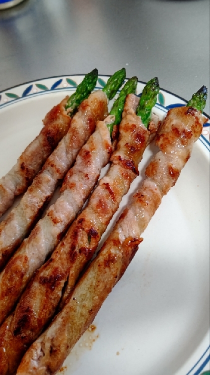 くるくるっと♪アスパラの豚バラ肉巻き