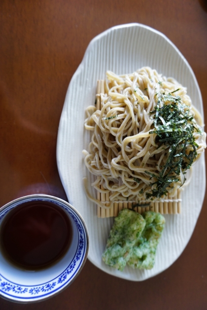 おうちでも美味しいお蕎麦出来ました。暑い夏はざる蕎麦サイコーですね。