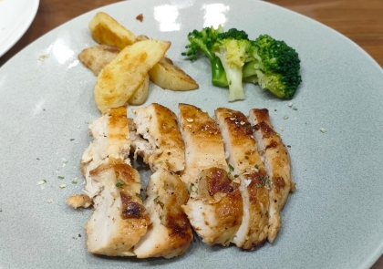 パーティーに☆魚焼きグリルで！鶏むね肉のロースト