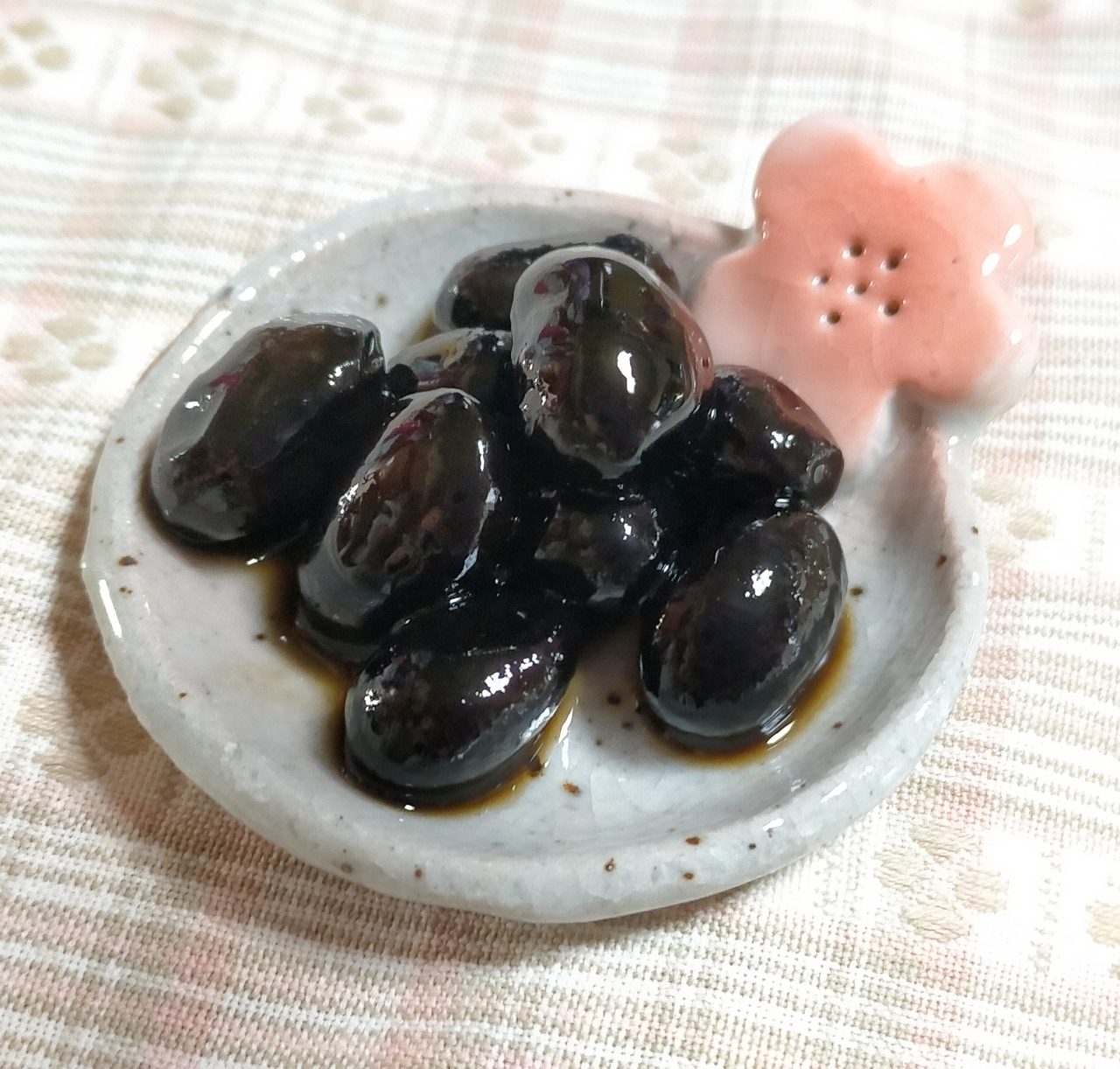 甘さ控えめ☆黒豆のみりん煮