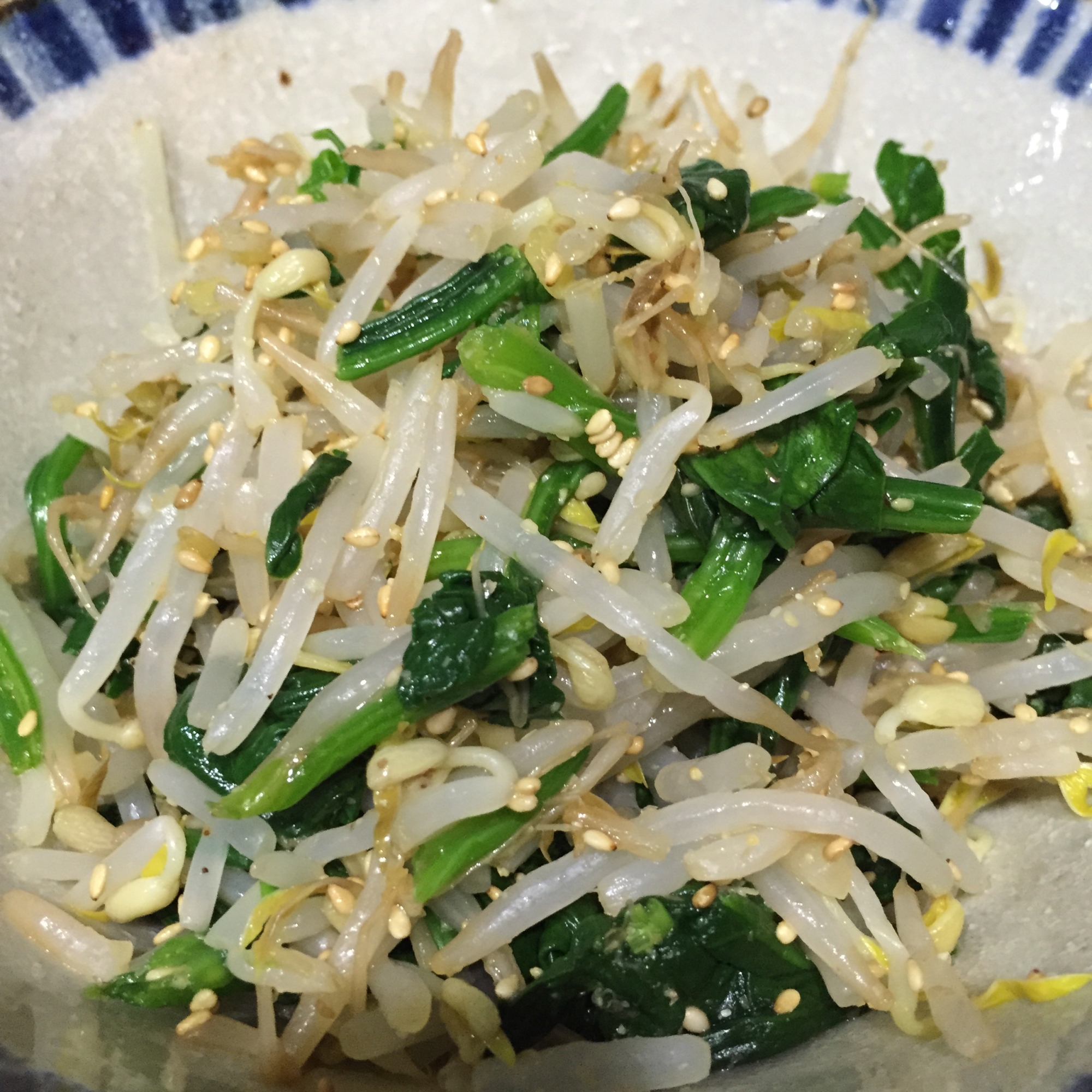 もやしとほうれん草の胡麻和え レシピ 作り方 By およねこ45 楽天レシピ もやしとほうれん草の胡麻和え レシピ 作り方 By およねこ45 楽天レシピ