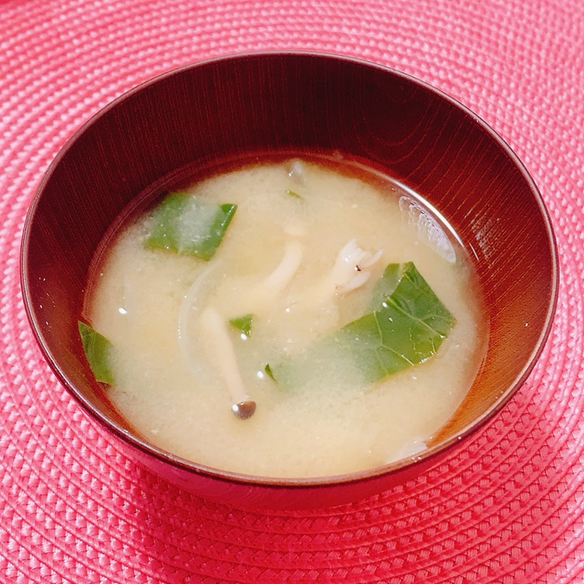 小松菜しめじ♪お味噌汁✧˖°