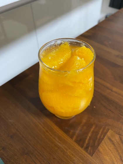先日はレポありがとうございました！
オレンジで作りました♪
炭酸使ったゼリー初めて作りました！
甘さも酸味もちょうど良くて美味しかったです♪