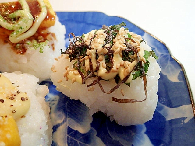 大葉と塩昆布とごまの焼きおにぎり