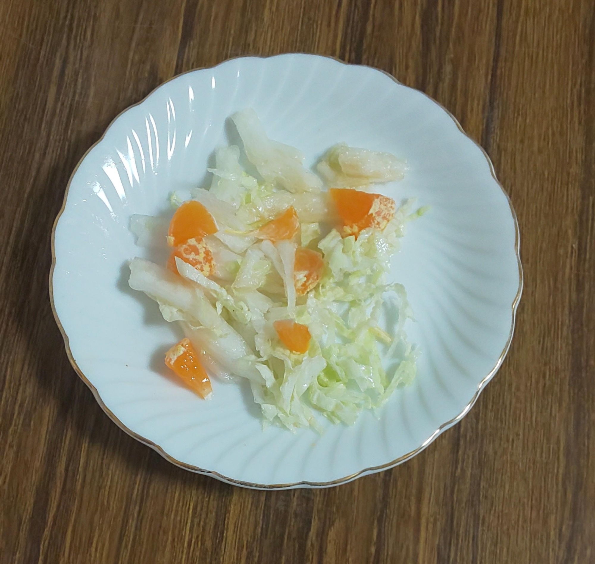 白菜とみかんのサラダ