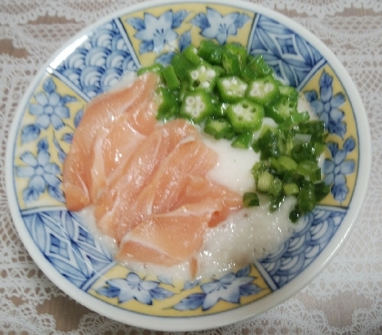 美味しいタレで頂く☆サーモンオクラネギトロ丼☆