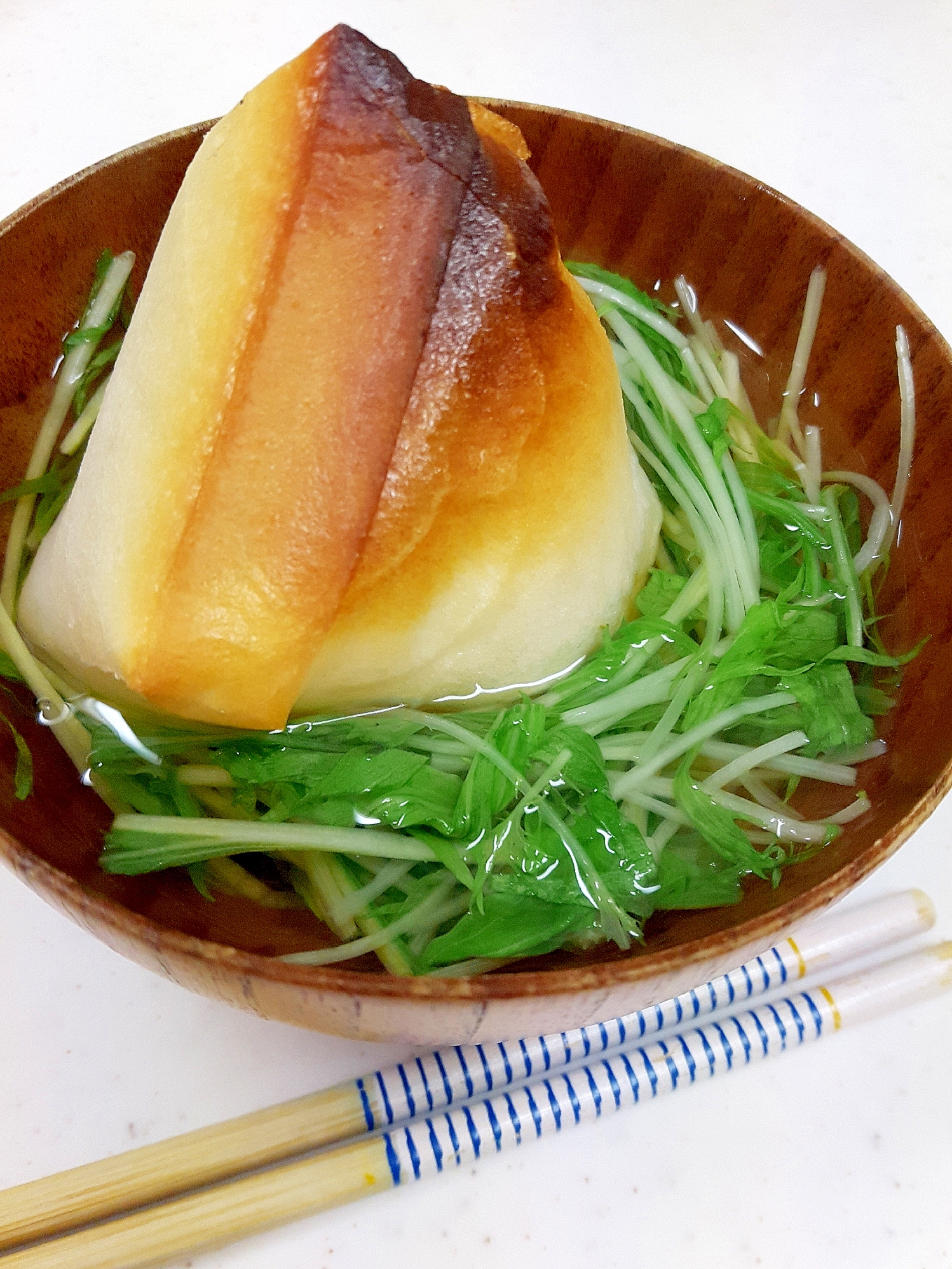 子供が喜ぶ(^^)水菜と切り餅のあったかすまし汁♪