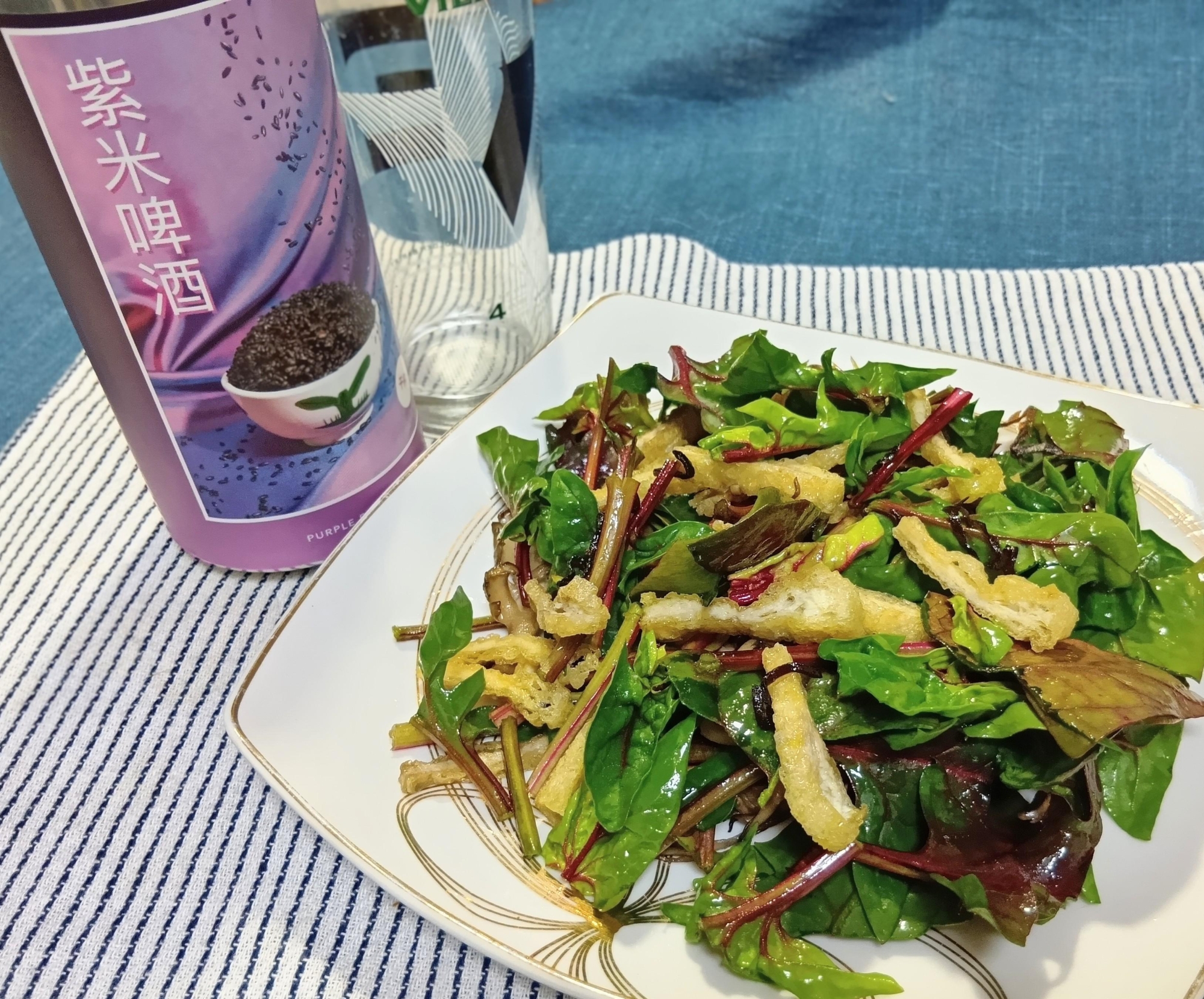 赤ほうれん草と油揚げ、塩昆布の旨和え