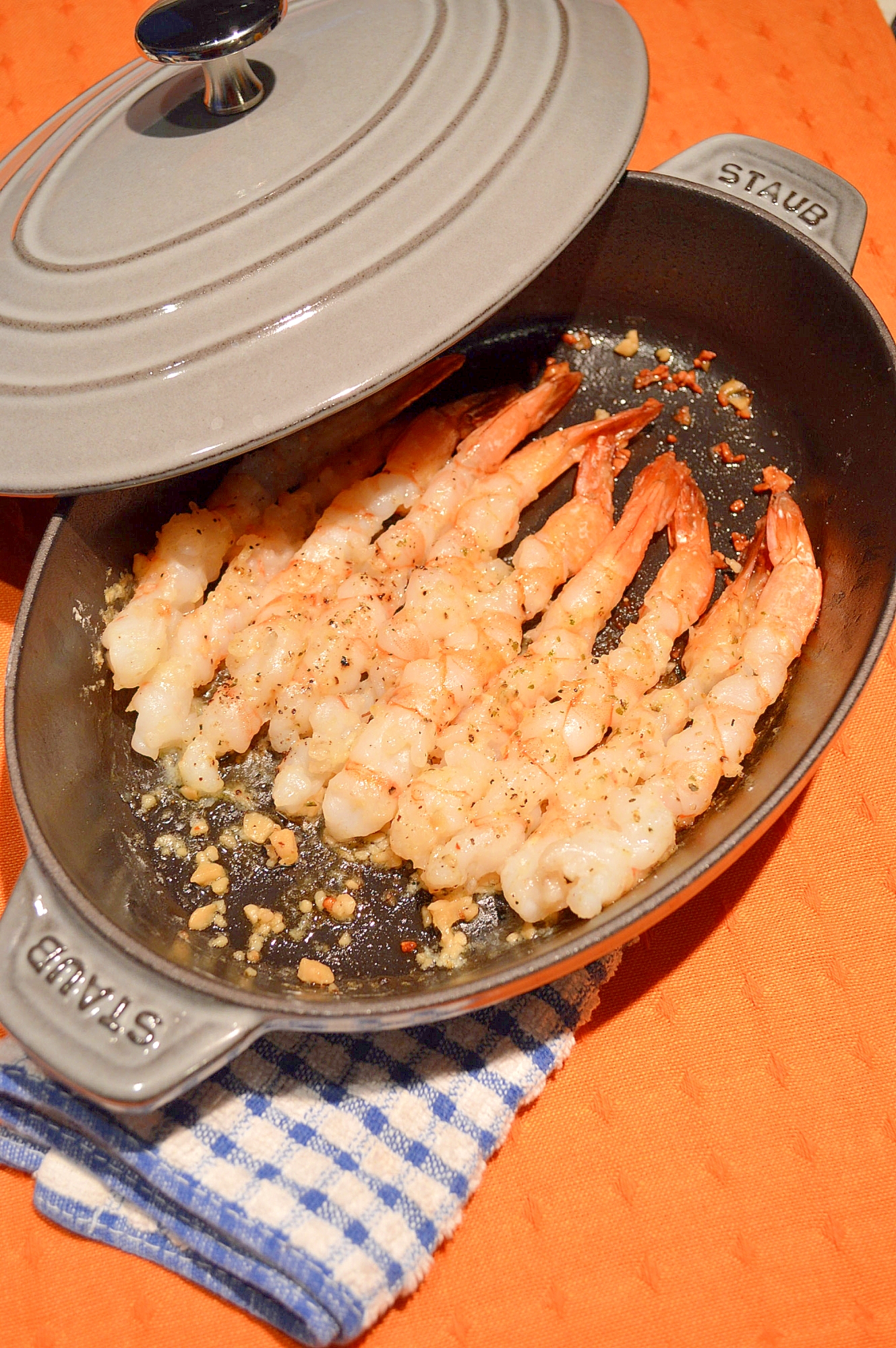 真っすぐで縮まない 海老のガーリックバター焼き レシピ 作り方 By まめもにお 楽天レシピ