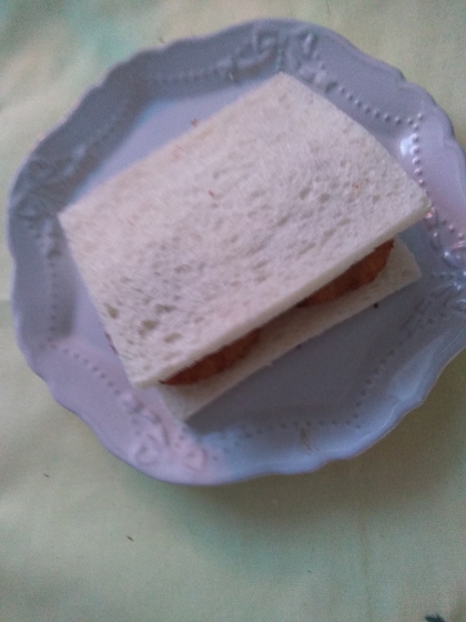 クリームコロッケサンド