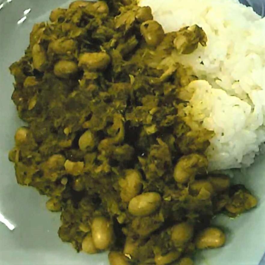 サバ缶と大豆のドライカレー