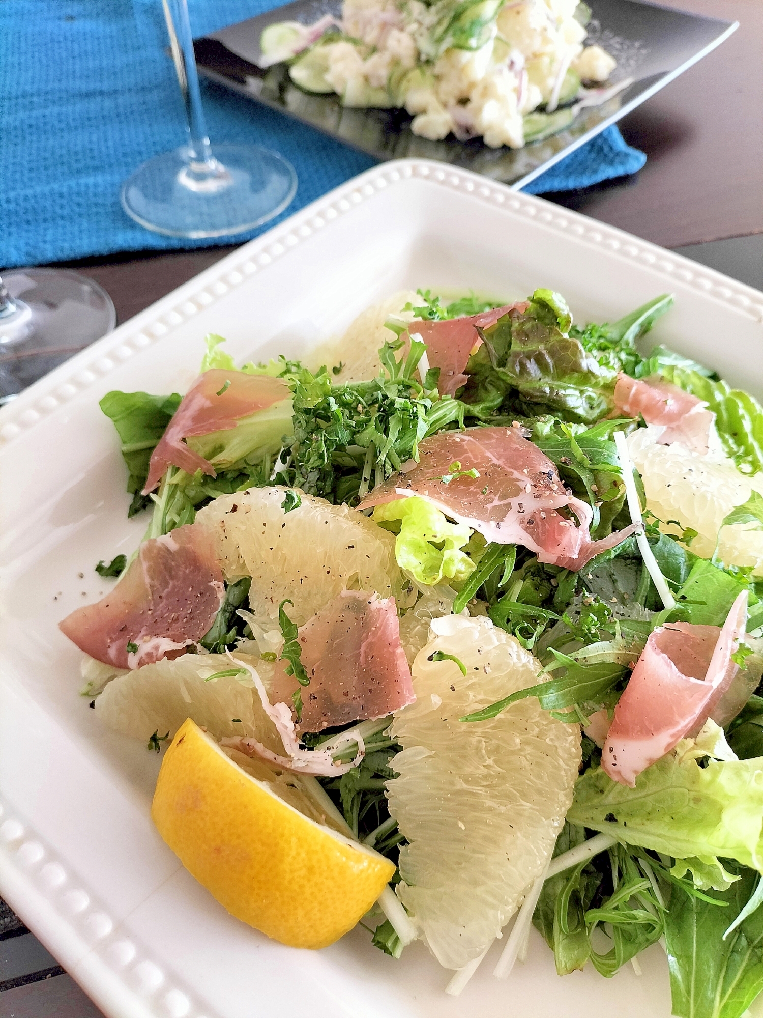 メロゴールドと生ハムの水菜サラダ♪