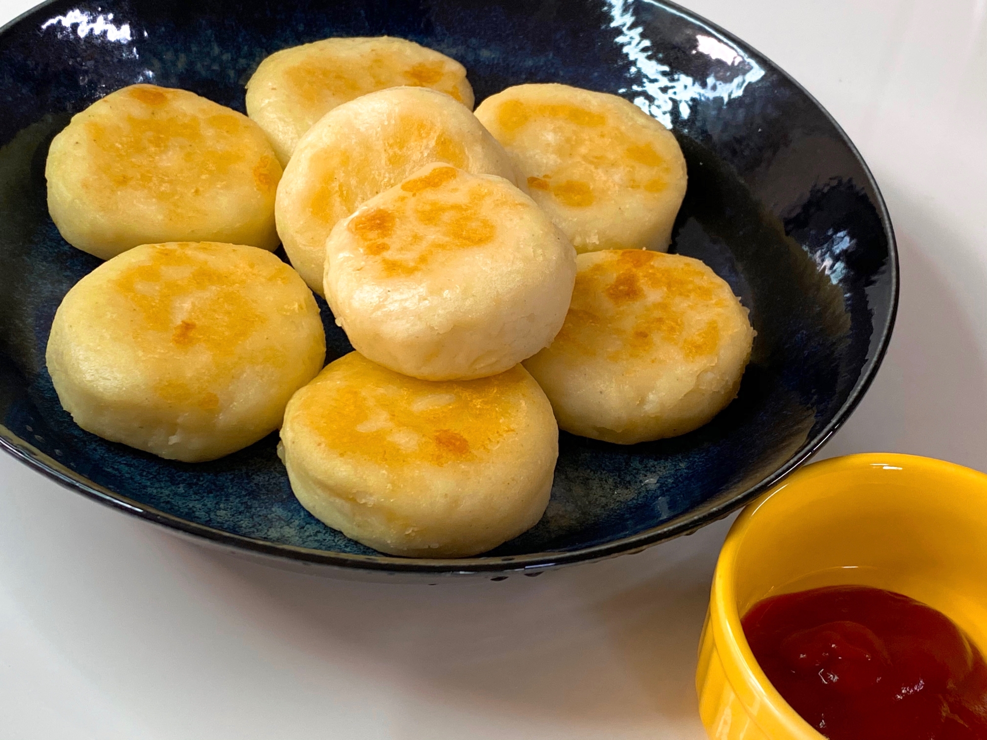 チーズがトロ〜り♡ポテトチーズ餅