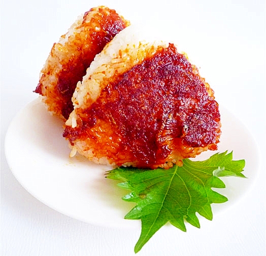 ピリ辛 ねぎ味噌の焼きおにぎり