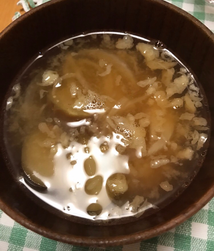 玉ねぎとナス 天かすのお味噌汁 レシピ 作り方 By ボンド子 楽天レシピ