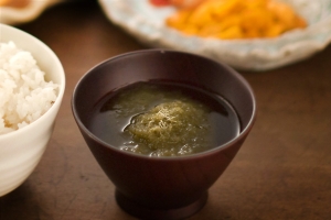 超簡単 とろろ昆布のお吸い物 レシピ 作り方 By 楽天出店店舗 海鮮工房 礼文島の四季 楽天レシピ 超簡単 とろろ昆布のお吸い物 レシピ 作り方 By 楽天出店店舗 海鮮工房 礼文島の四季 楽天レシピ