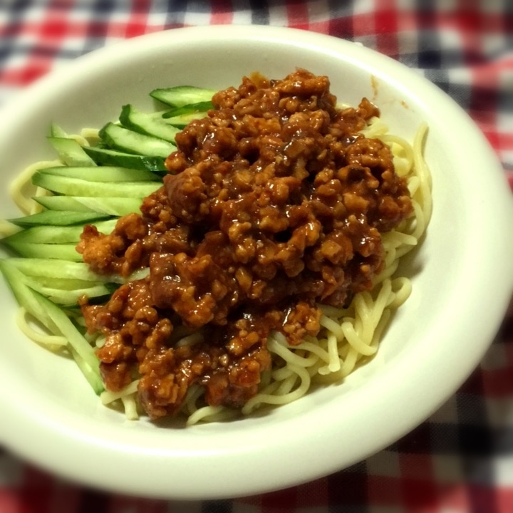 鶏ミンチでジャージャー麺