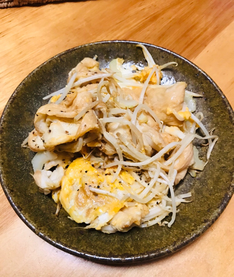 もやしとセロリ、麩の卵炒め