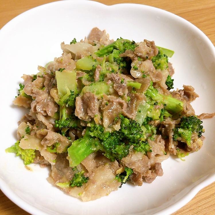 ごはんが進む！ブロッコリーと豚肉のみそ炒め★*。