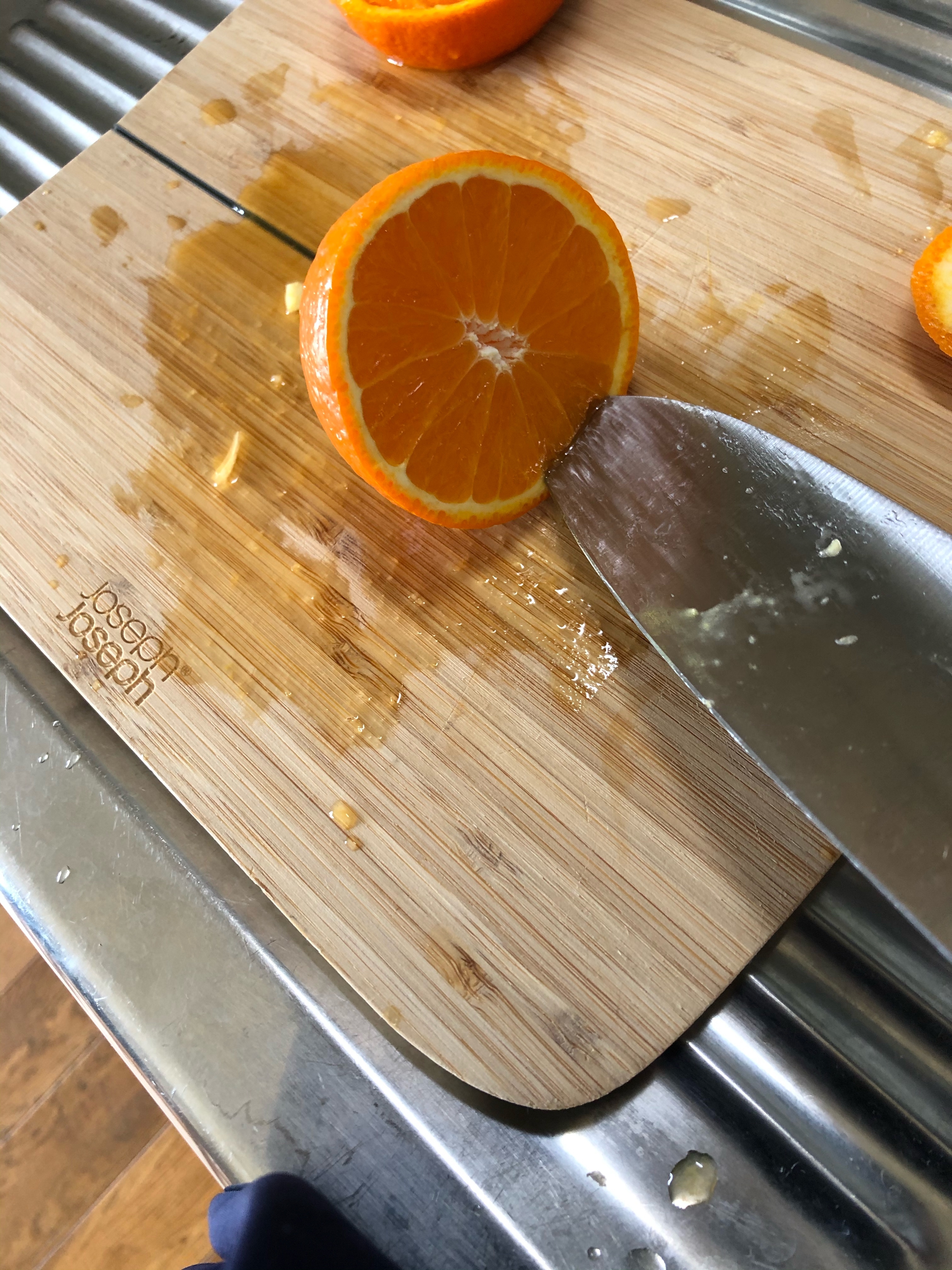 おもてなしに オレンジのおしゃれで食べやすい切り方 レシピ 作り方 By Maruhan 楽天レシピ