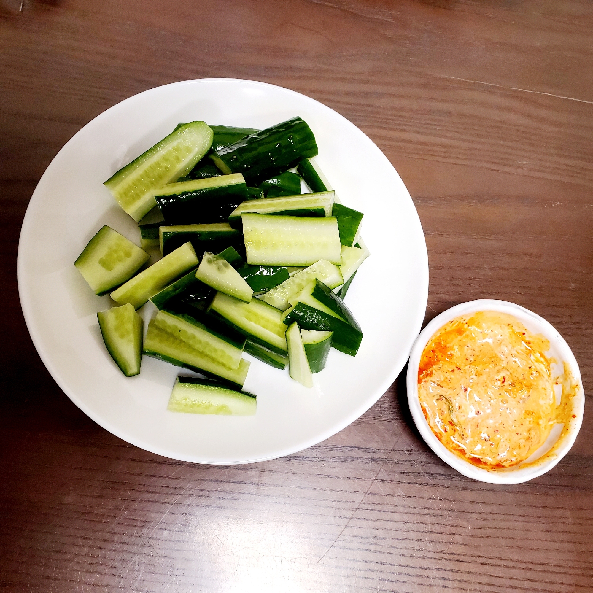 おつまみに♪♪野菜につけてキムチ明太子マヨネーズ
