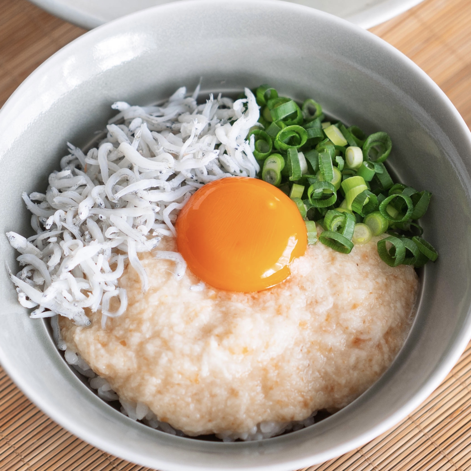 とろろしらす丼【和食・主食】