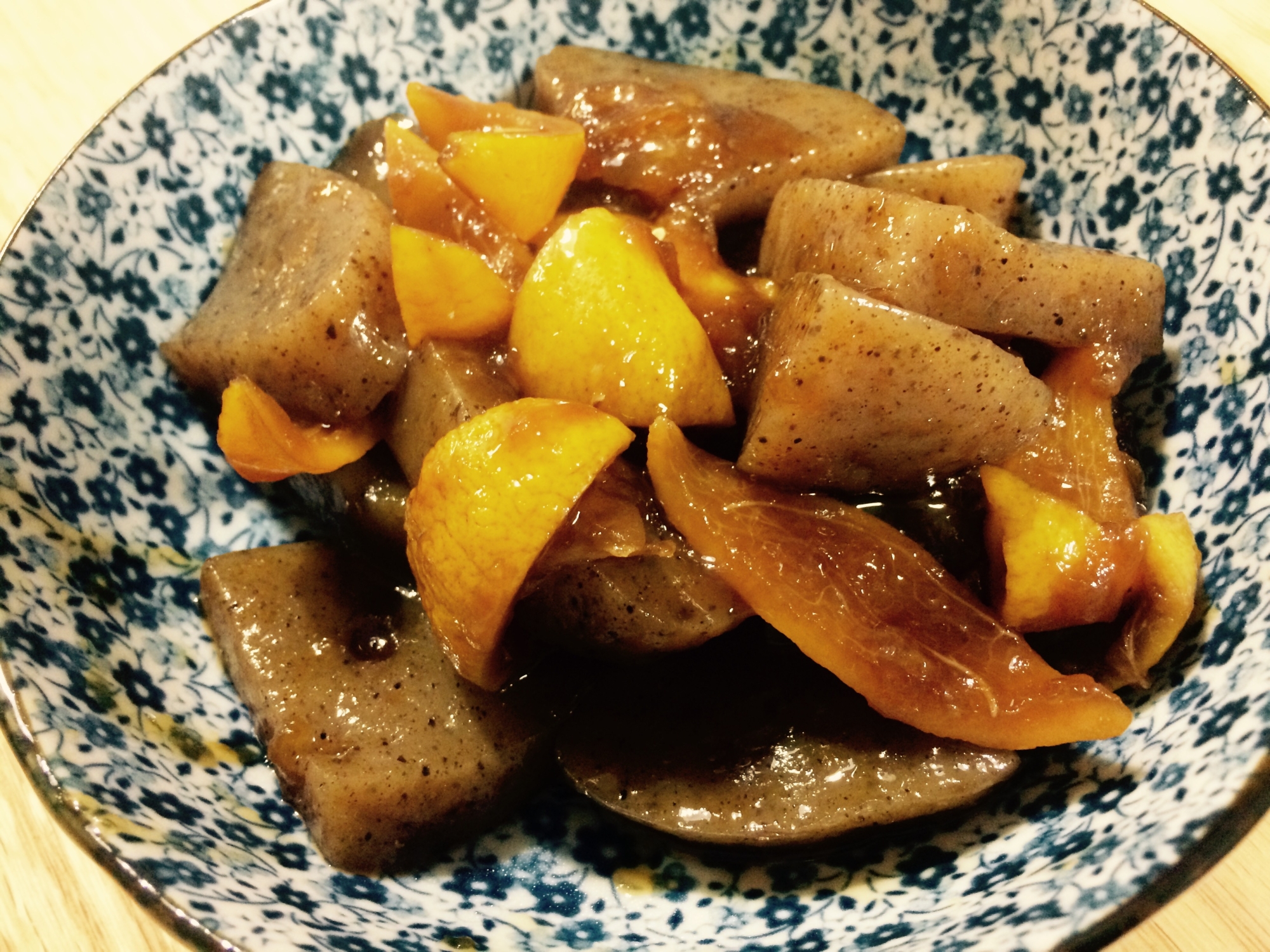 【ガサツ料理】ほろ苦い大人の味、柚子こんにゃく煮