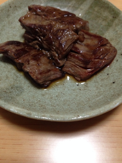 自家製だれで焼く漬け込み焼肉