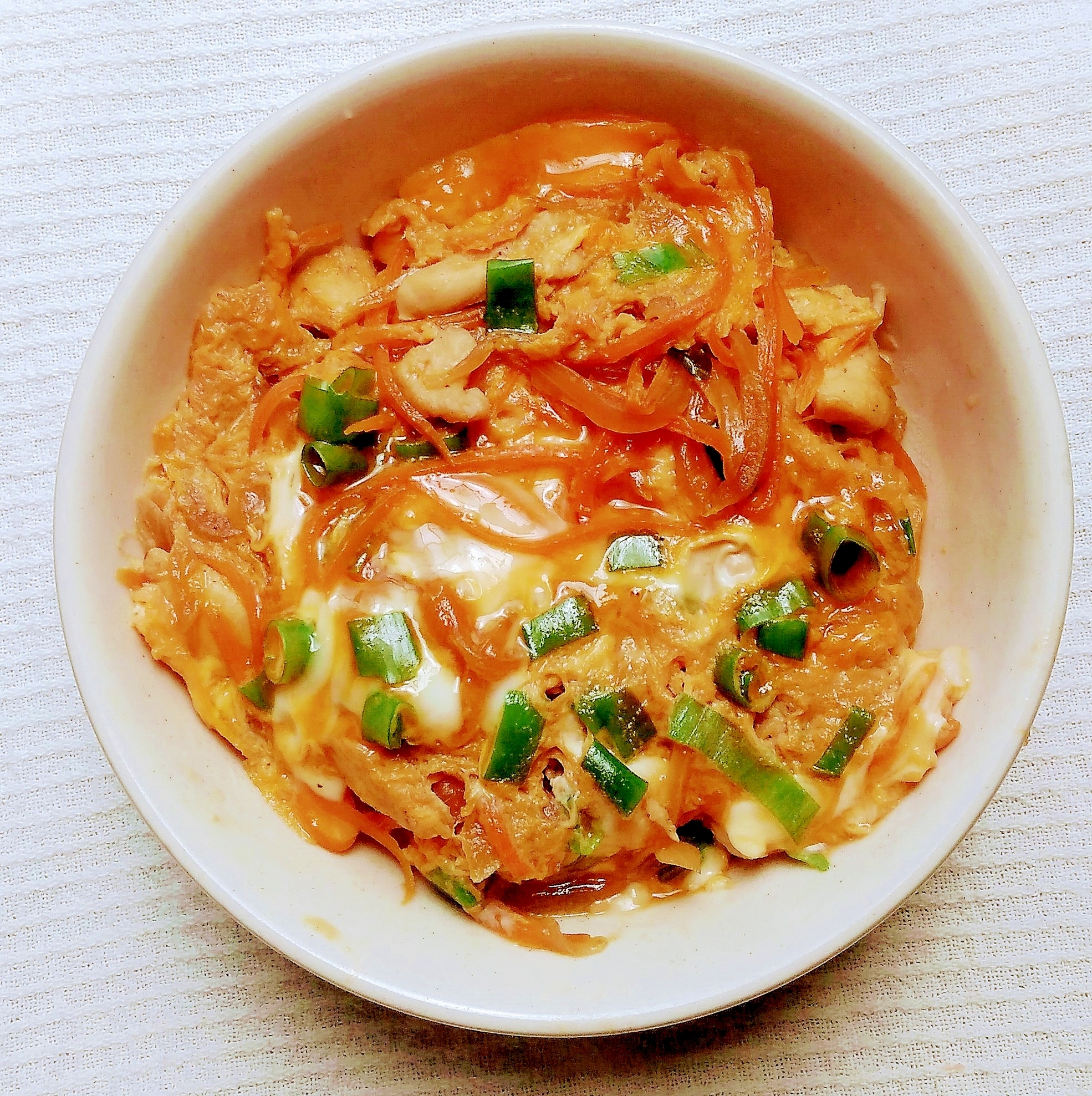 すぐ出来て美味しい♡鶏むね肉の親子丼