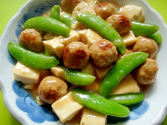 豆腐と肉団子スナップエンドウの中華炒め煮