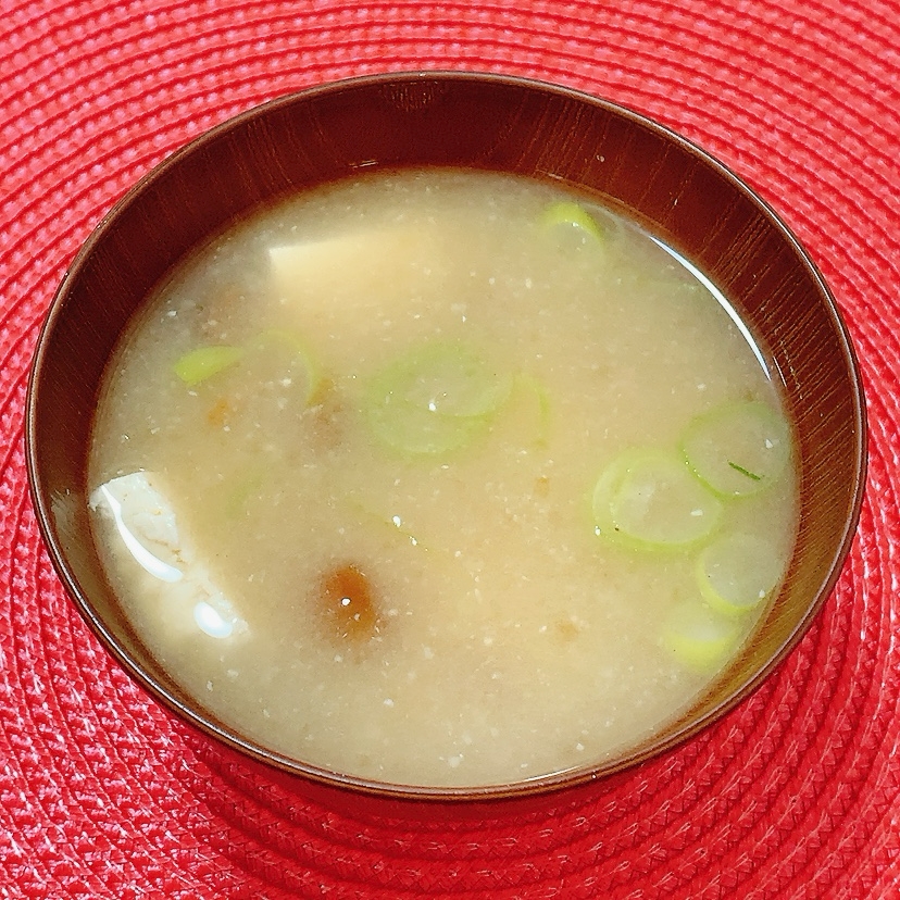 なめこ絹ごし豆腐お味噌汁✧˖°